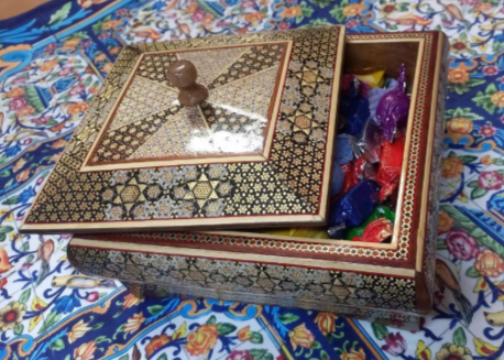 Persian Khatamkari Jewelry & Décor Box - Handcrafted Wooden Inlay from Isfahan