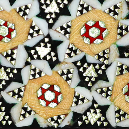 Persian Khatamkari Jewelry & Décor Box - Handcrafted Wooden Inlay from Isfahan