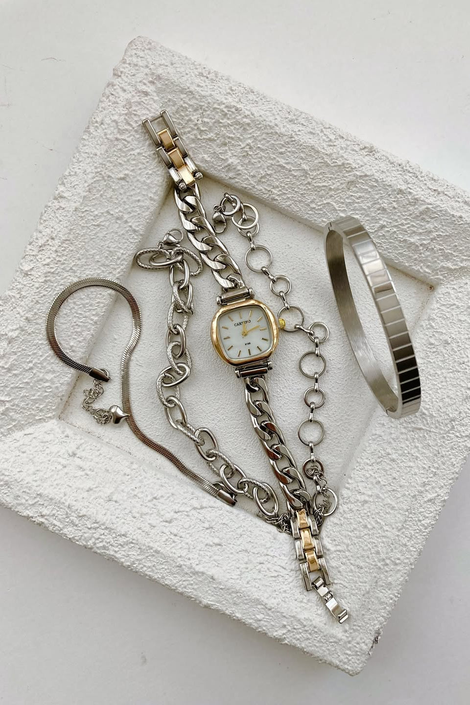 Integrated Metal-Alloy Wristwear & Layered Link System