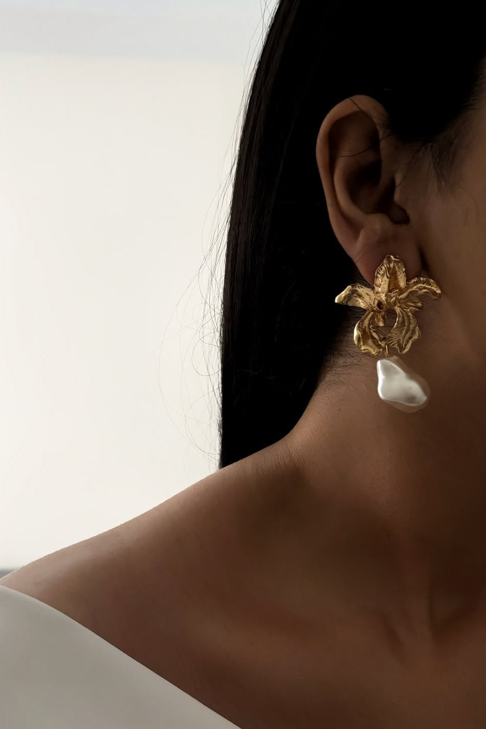 Geometric Harmony Collection (Pearlescent & Engineered Gold Alloys)