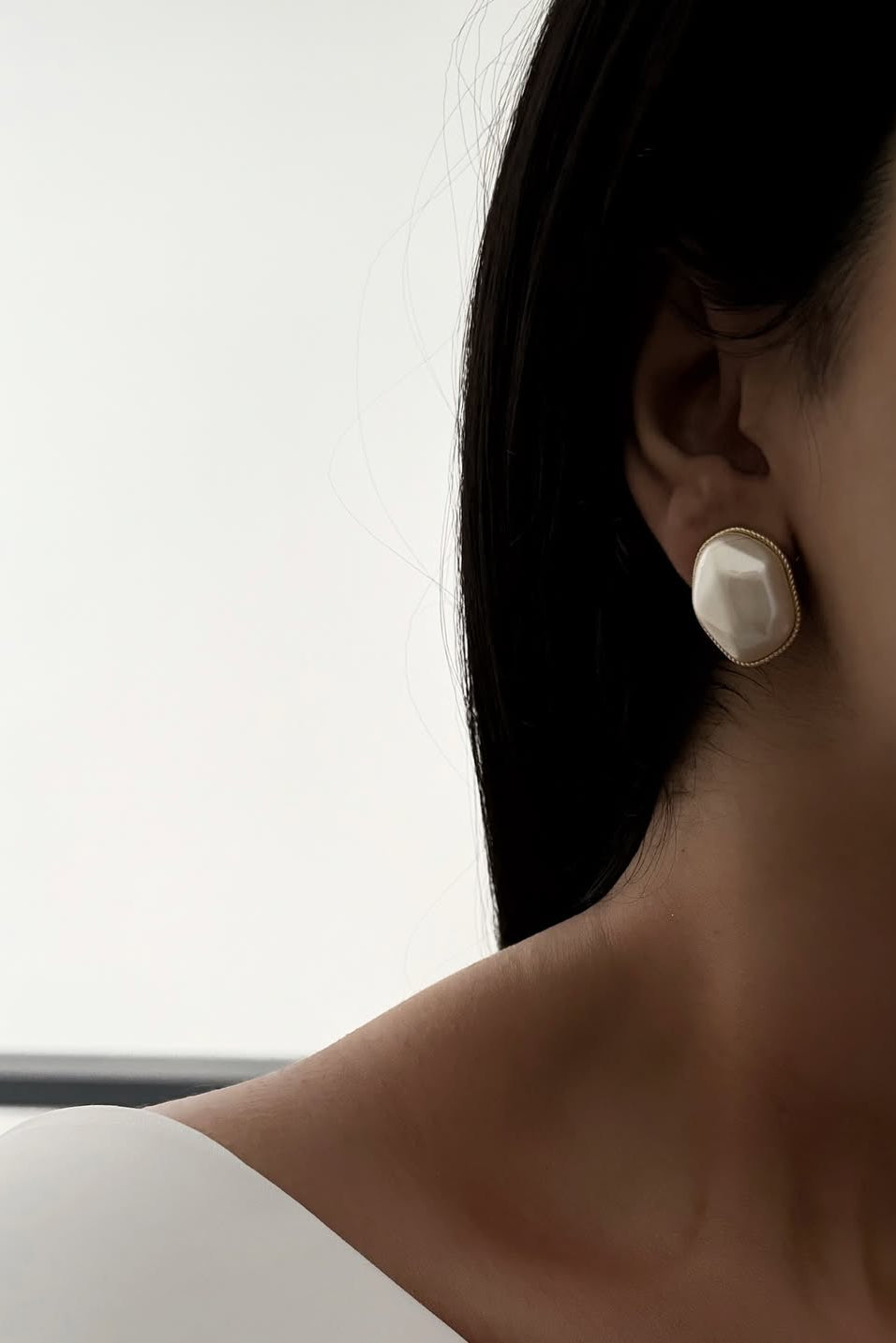 The Golden Biomorphic Collection: 11-Piece Organic Grace Jewelry Set (Hammered & Polished Finish)