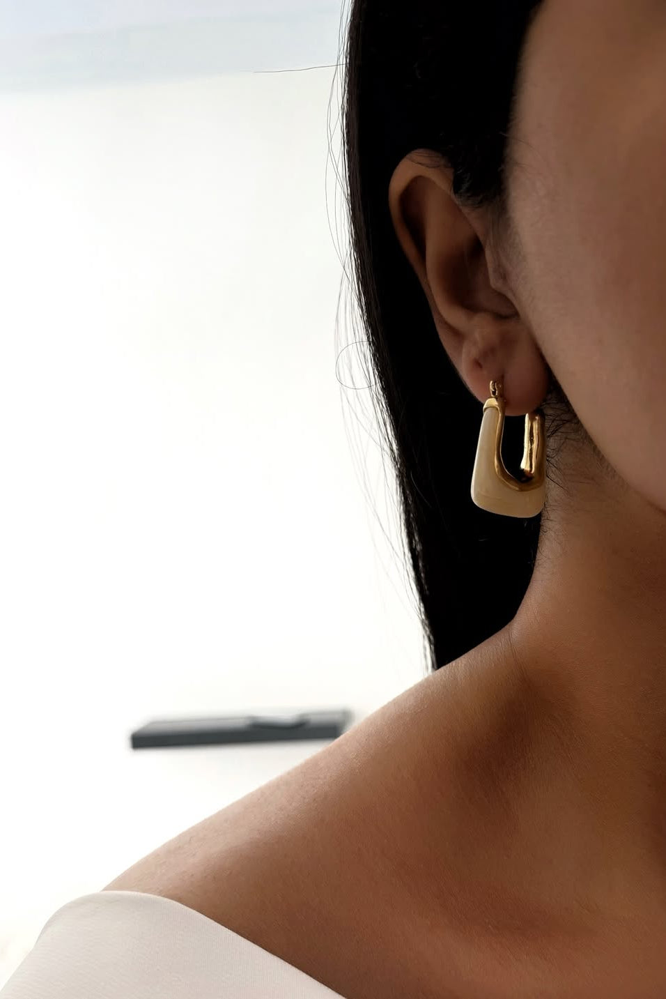 The Golden Biomorphic Collection: 11-Piece Organic Grace Jewelry Set (Hammered & Polished Finish)